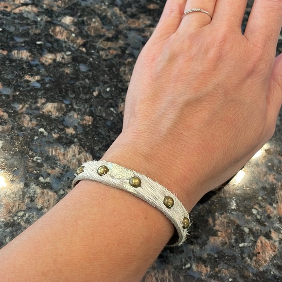 Bracelet - Picture 2 of 7